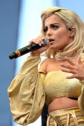 Bebe Rexha Performs at iHeart Radio Festival in Las Vegas 09/23/2017