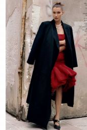 Bella Hadid - Elle Magazine Italy October 2017