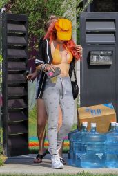 Bella Thorne - Out in LA 08/31/2017