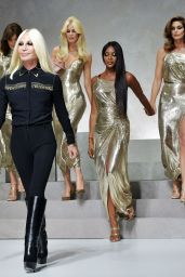 Cindy Crawford, Claudia Schiffer, Naomi Campbell, Carla Bruni – Versace Show in Milan 09/22/2017