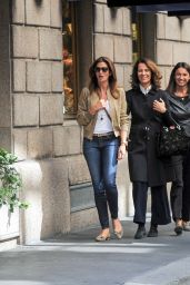 Cindy Crawford - Shopping and Out to Lunch With Roberta Armani and Friends in Downtown Milan 09/20/2017