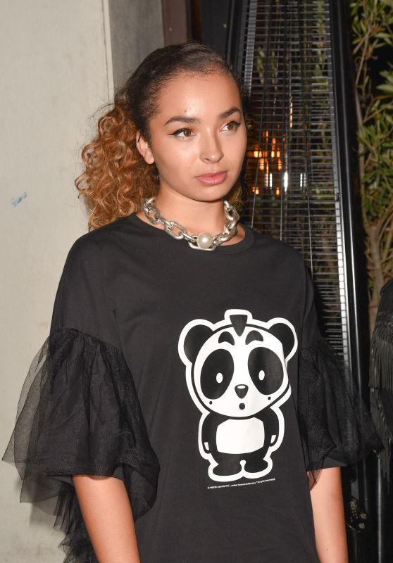 Ella Eyre - Londunn x Missguided Collection Launch Party in London 09/16/2017