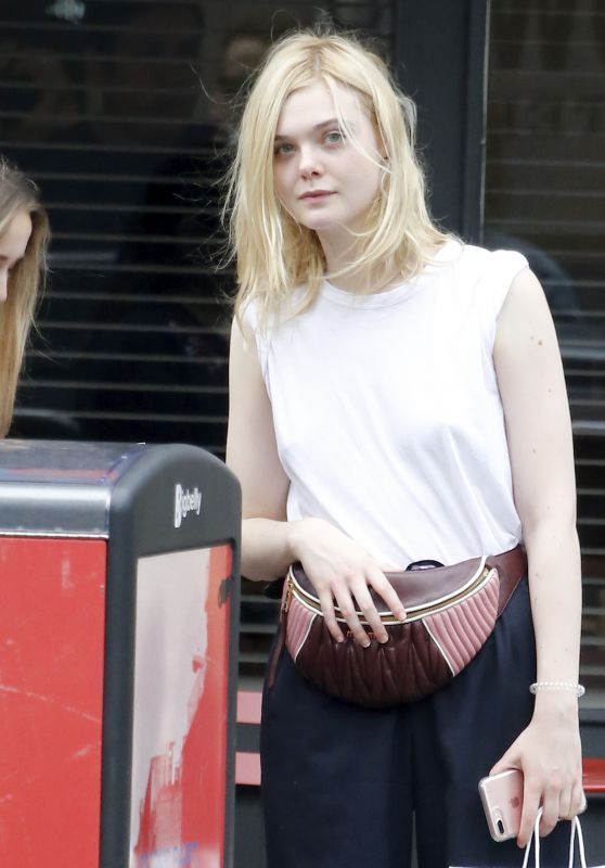 Elle Fanning - Out in NYC 09/21/2017