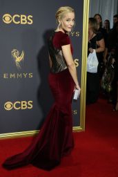 Gillian Anderson – Emmy Awards in Los Angeles 09/17/2017