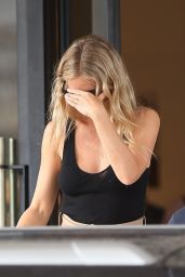Gwyneth Paltrow - Enjoys a Day Shopping on Labor Day in Beverly Hills 09/04/2017