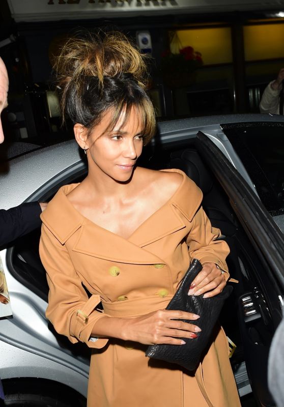 Halle Berry - Arrives at Love Magazine Party in London 09/19/2017