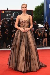 Jennifer Lawrence - "Mother!" Premiere in Venice 09/05/2017