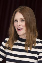 Julianne Moore at Press Conference - 42nd TIFF 09/09/2017