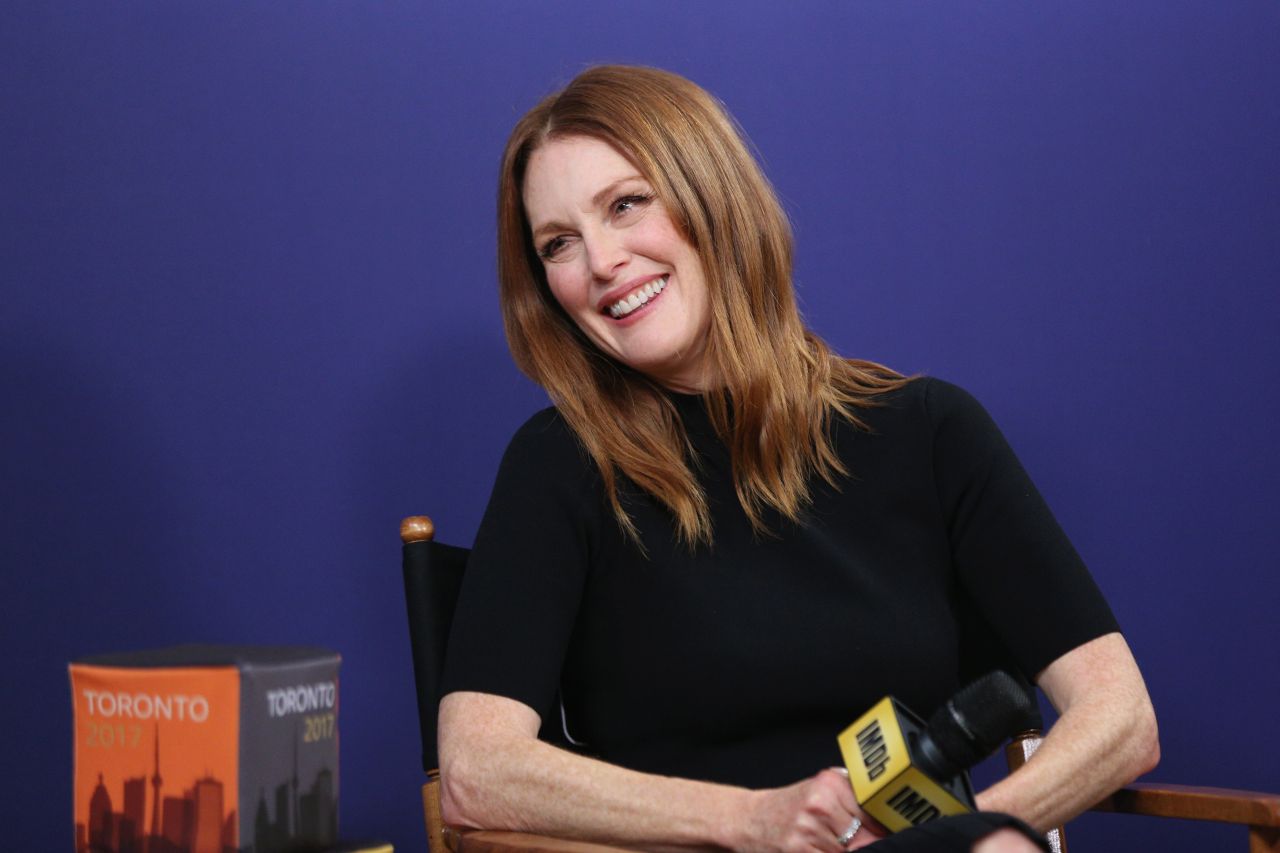 Julianne Moore & George Clooney - IMDb Studio at the TIFF in Toronto 09