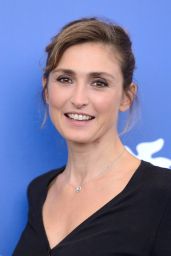 Julie Gayet  – “The Insult” Photocall in Venice, Italy 08/31/2017