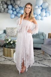 Kaitlyn Bristowe – Heidi Montag Celebrates Her First Pregnancy With a Baby Show at a Private Venue in Venice, CA 09/13/2017