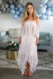 Kaitlyn Bristowe – Heidi Montag Celebrates Her First Pregnancy With a Baby Show at a Private Venue in Venice, CA 09/13/2017