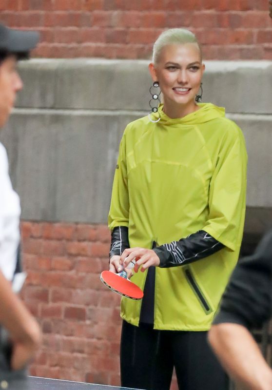 Karlie Kloss - Playing Tennis for a Photoshoot in Tribeca, NYC 09/07/2017