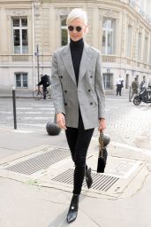 Karlie Kloss Style - Out in Paris 09/27/2017