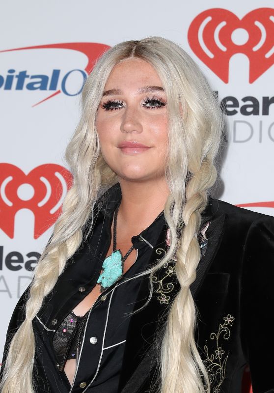 Kesha – 2017 iHeart Music Festival in Las Vegas
