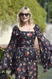 Kirsten Dunst - Arrives at Excelsior Hotel in Venice, Italy 09/04/2017