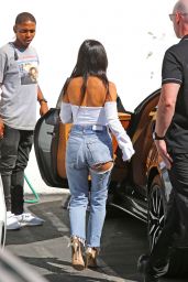 Kourtney Kardashian Casual Style - Outside a Studio in LA 09/11/2017