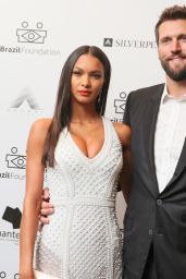 Lais Ribeiro – XV Brazilfoundation Gala in New York 09/13/2017