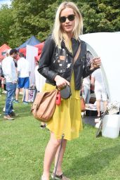 Laura Whitmore – PupAid Event in London 09/02/2017