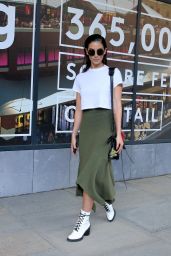Lily Aldridge - Leaves the Jason Wu Fashion Show in NYC 09/08/2017