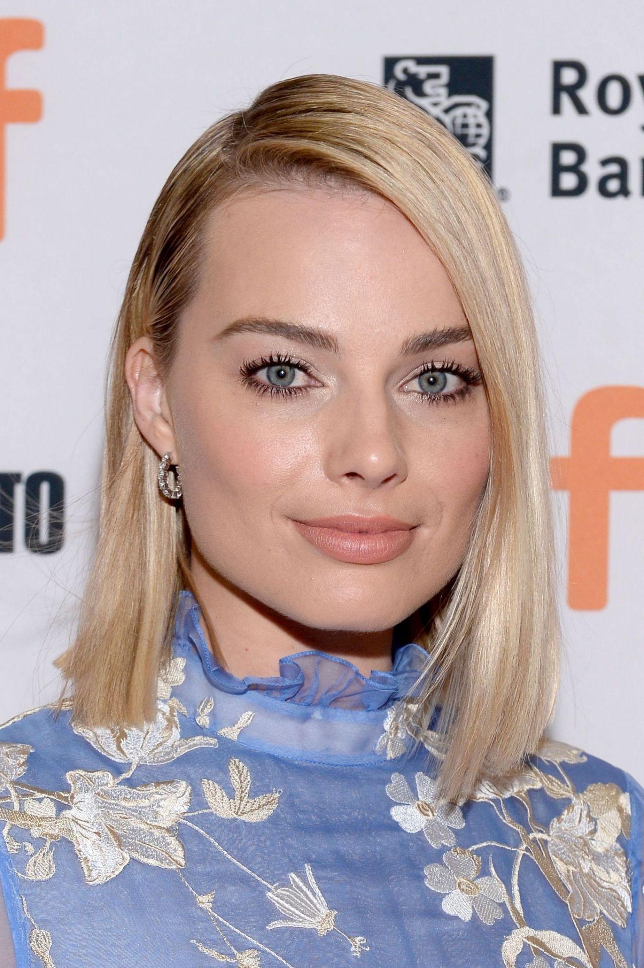 Margot Robbie cannes