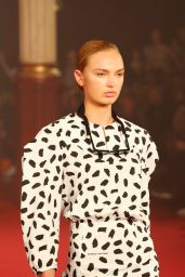 Romee Strijd - Off-White Fashion Show in Paris 09/28/2017
