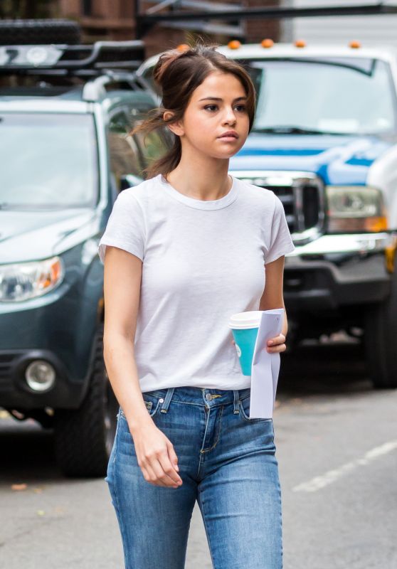 Selena Gomez - On the Set of Woody Allen Film in NYC 09/14/2017