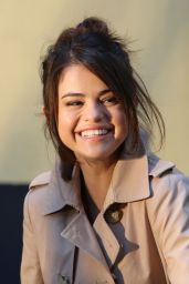 Selena Gomez - On the Set of Woody Allen Movie in NYC 09/11/2017
