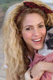 Shakira - Social Media Pics, September 2017