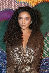 Shay Mitchell – Anna Sui Fashion Show in New York 09/11/2017