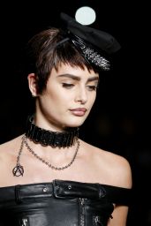 Taylor Hill - Moschino Show in Milan, Italy 09/21/2017