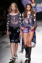 Taylor Hill Walks Anna Sui Show - New York Fashion Week 09/11/2017