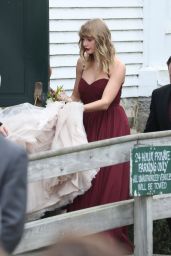 Taylor Swift As a Bridesmaid at Her BFF Abigail's Wedding in Martha's ...