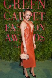 Xenia Tchoumitcheva – Green Carpet Fashion Awards, Italia 2017