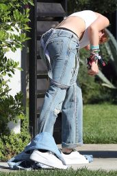 Bella Thorne - Leaving a Studio in LA 10/18/2017