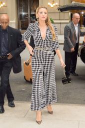 Blake Lively Style and Fashion Inspirations - Arriving at Her Hotel in NYC 10/16/2017