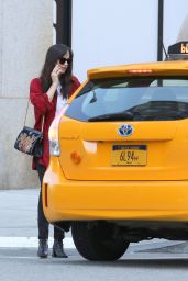 Dakota Johnson Style - Hails a Taxi in NYC 10/04/2017