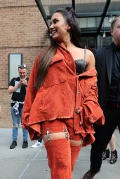 Demi Lovato - Leaving Her Hotel in New York City 10/07/2017