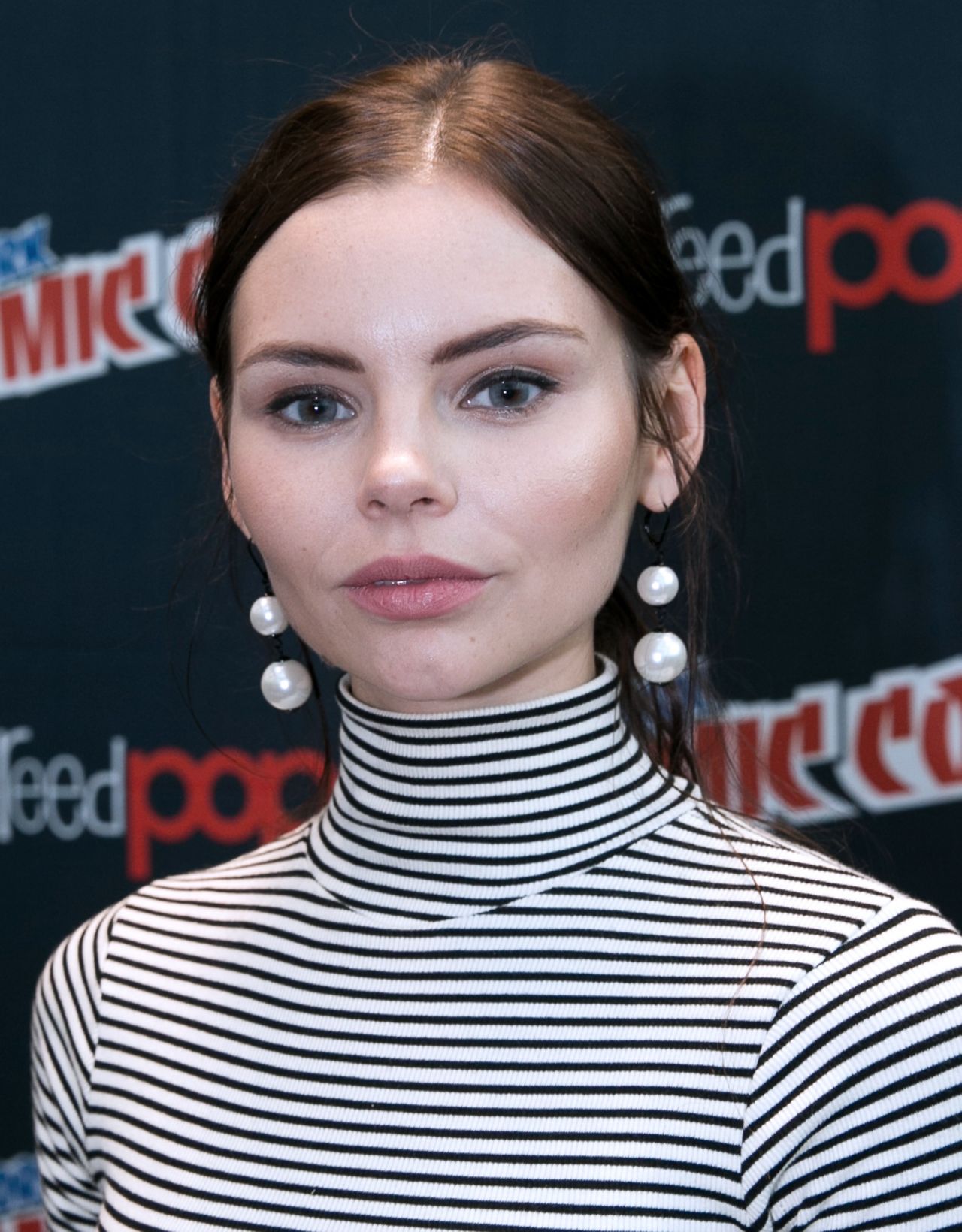 Eline Powell - "Siren" Press Room Photocall at New York Comic Con in