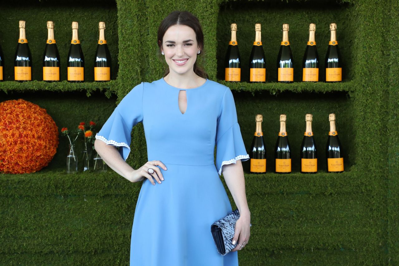 Elizabeth Hendstridge – Veuve Cliquot Polo Classic 2017 in Los Angeles