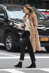 Elizabeth Olsen in a Beige Coat - New York City 10/16/2017