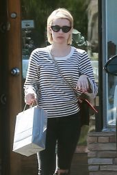 Emma Roberts - Stops by Emerald Forest Gifts in Studio City 10/05/2017