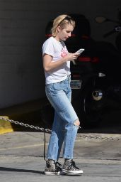 Emma Roberts Street Style - Out and About in LA