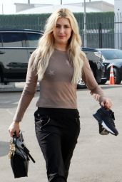 Emma Slater at the DWTS PracticeSstudio in Los Angeles 10/29/2017