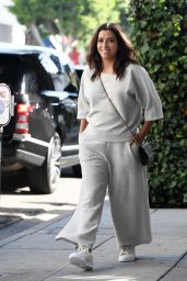 Eva Longoria in Casual Attire - Beverly Hills 10/08/2017