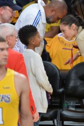 Gal Gadot & Patty Jenkins - Lakers vs. Clippers Game at the Staples Center in Los Angeles 10/19/2017