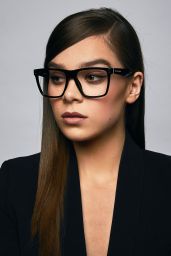 Hailee Steinfeld - Privé Revaux "Icon Collection" 2017 Photos