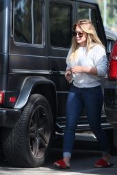 Hilary Duff - Out at the Park in LA 09/30/2017