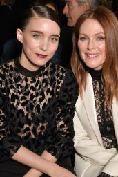 Julianne Moore – Givenchy Fashion Show in Paris, PFW 10/01/2017