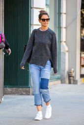 Katie Holmes Street Style - New York City 10/04/2017